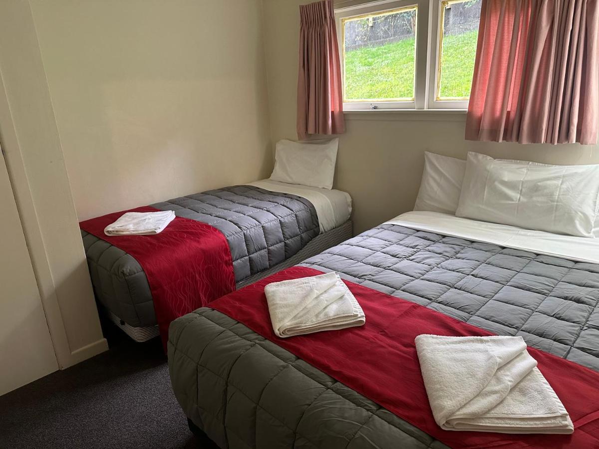 Touchwood Motor Inn & Inner City Camping Ground Auckland Exterior photo