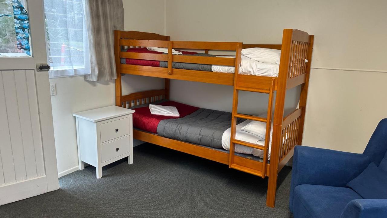Touchwood Motor Inn & Inner City Camping Ground Auckland Exterior photo